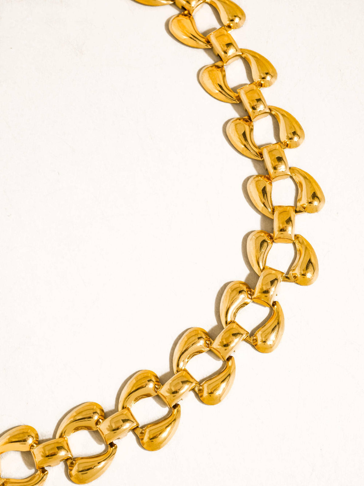 Collier Everly en or 18 carats, à gros maillons, anti-ternissure: Yellow Gold