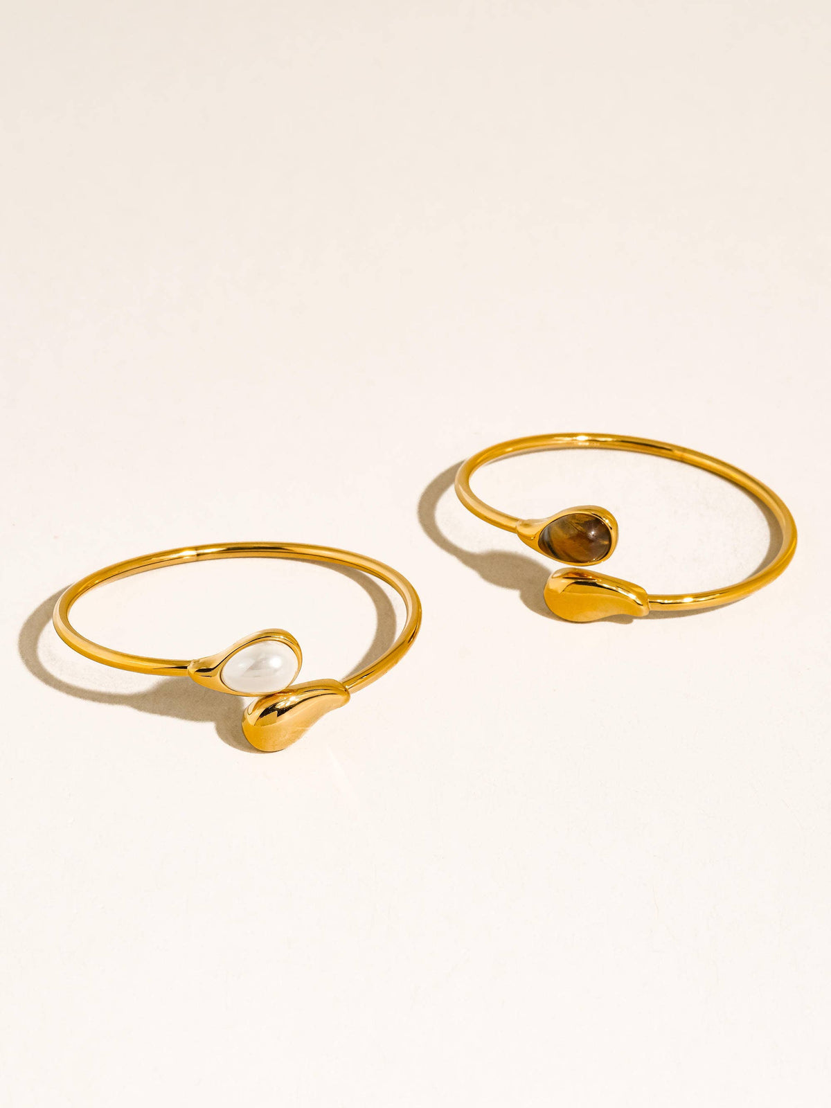 Bracelet manchette ouvert Harbor en or 18 carats, anti-ternissement, orné de pierres: Brown